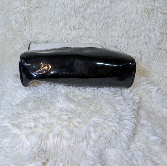 Vintage Chanel White Canvas with Black Vinyl Cosmetic Bag - Picture 3 of 8